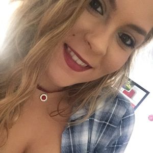 Meet your Posher, Whitney